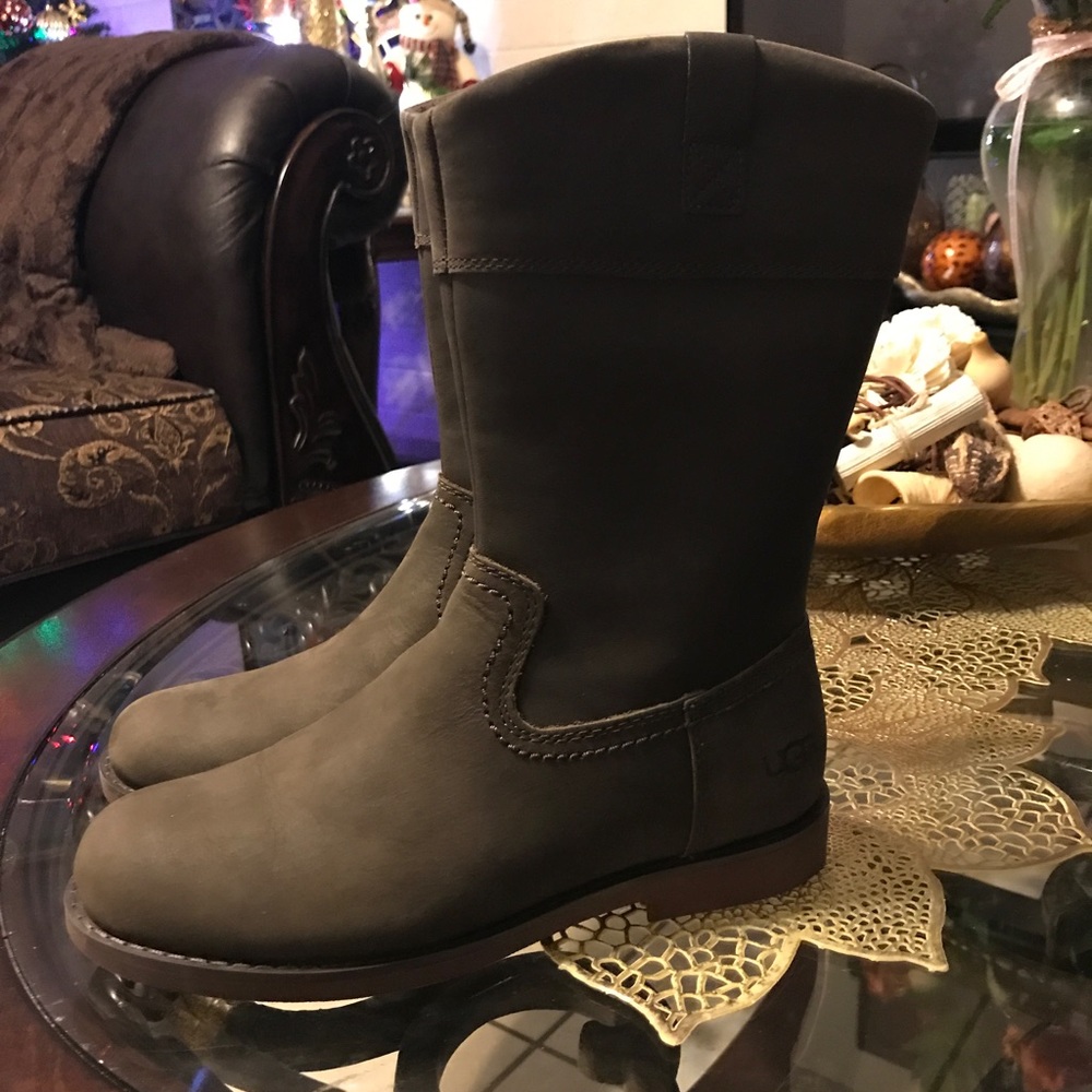 Ugg, Fern mid calf Boots for Girls